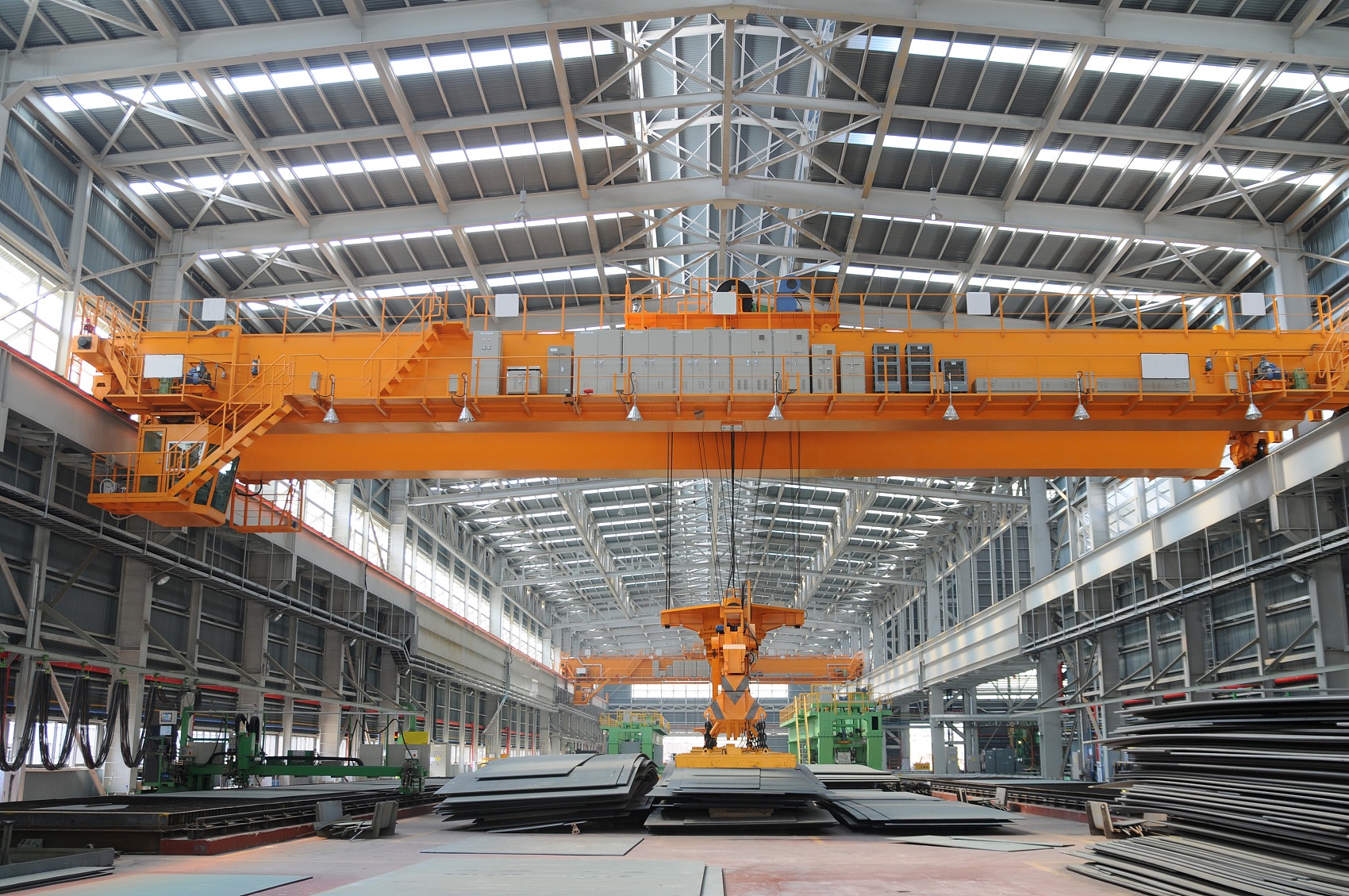 Heavy Duty Industrial Steel Workshop with 20T-50T Double Girder Overhead Crane