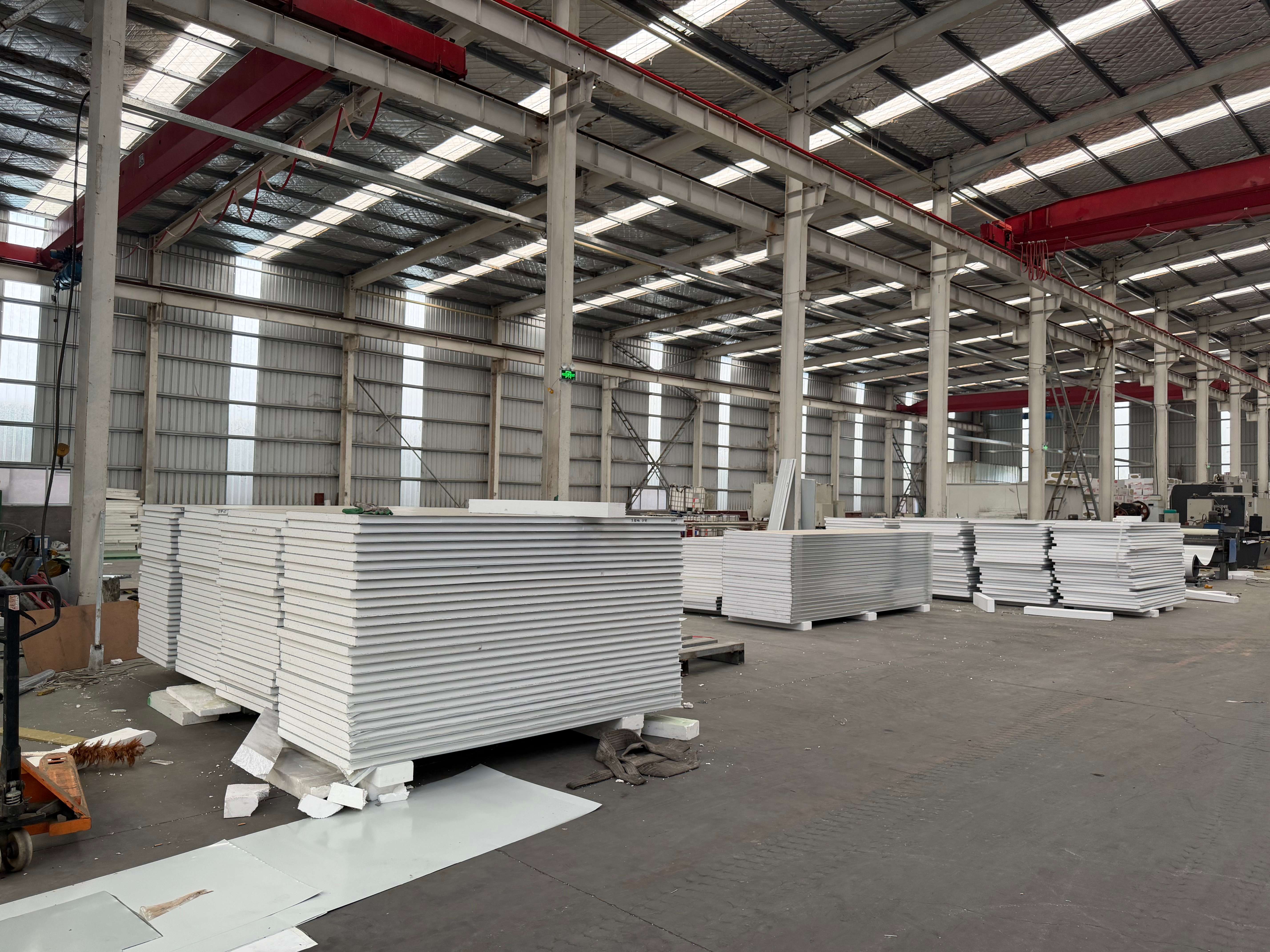 Inventory of stacked EPS sandwich panels